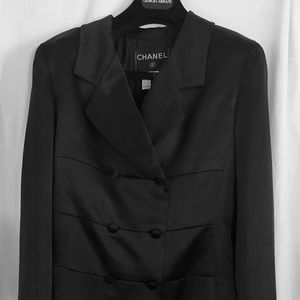 Chanel 100% Silk Suit Black - Jacket 40 & Skirt 42
